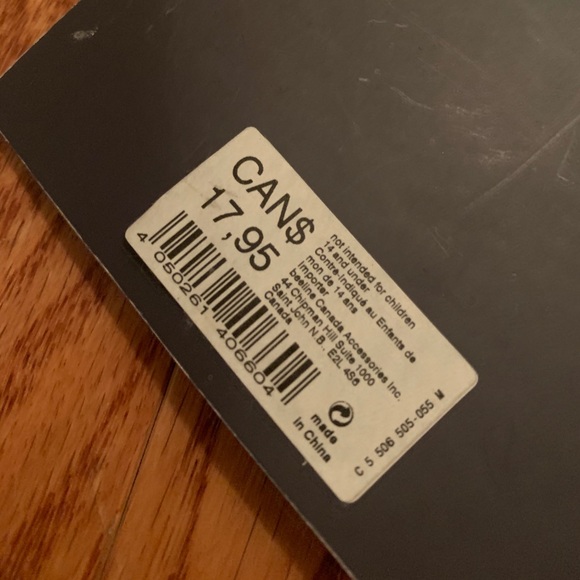 Layered Necklace - Picture 3 of 3